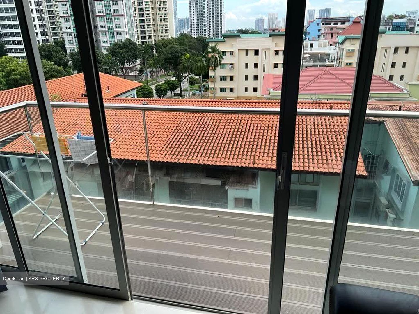 Esta Ruby (D14), Apartment #631114221